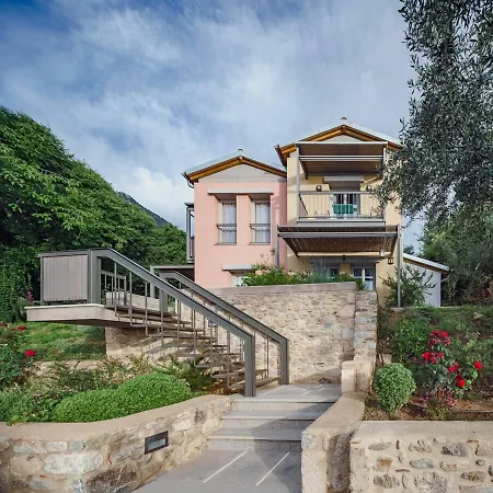 Casa de hóspedes Mazaraki 4*